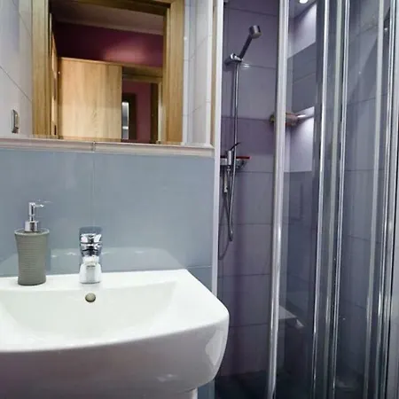 Mario Skwer Kosciuszki Apartment *